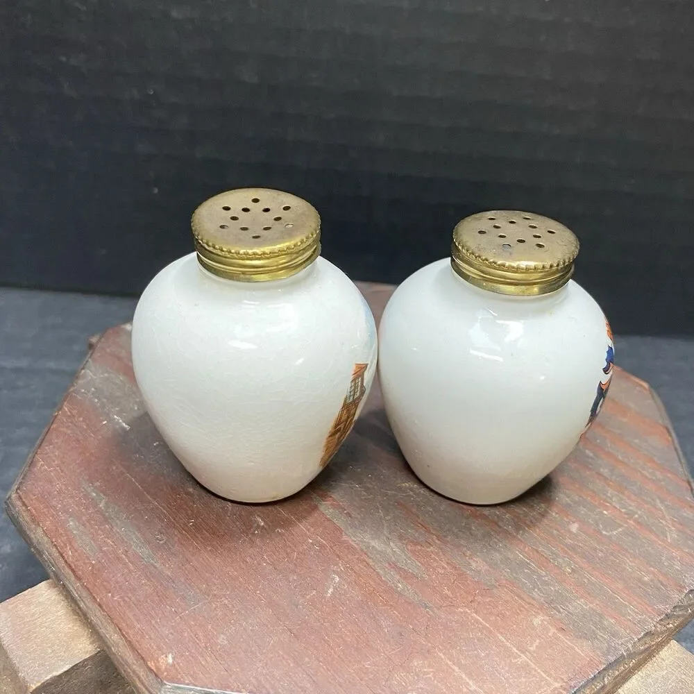 N/A vintage salt